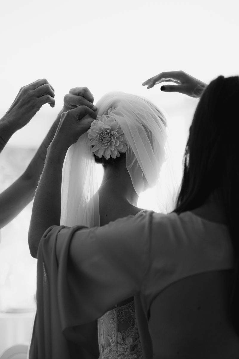 Comment réussir une cérémonie de mariage en extérieur avec accompagnement professionnel face à la mer à Nice ou Antibes ?